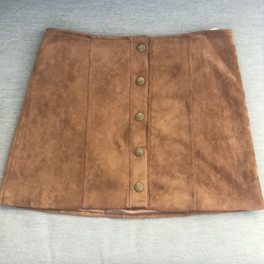 LF skirt